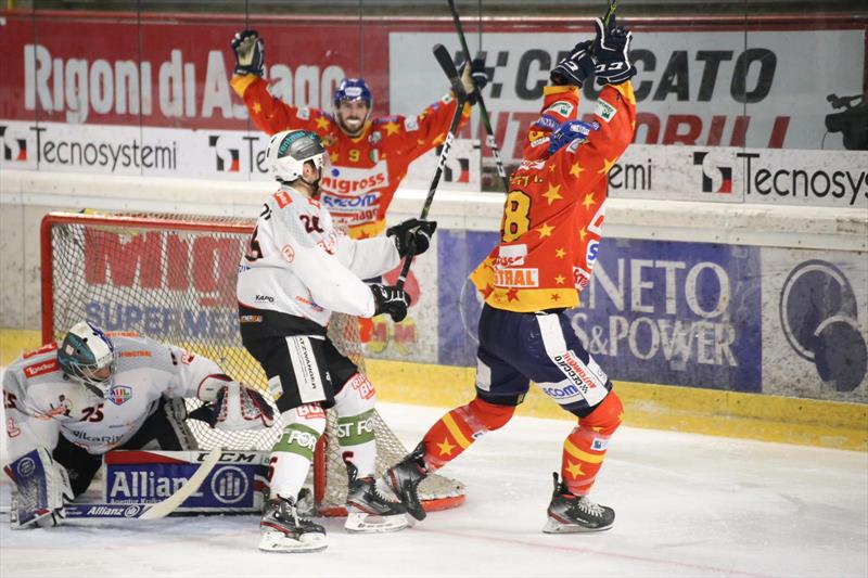 Un Asiago rimaneggiato vince contro i Rittner Buam